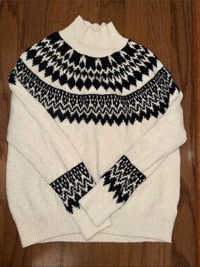 Nordic Cozy Skiing Sweater Ivory and Black Cottagecore Chunky Classic Winter